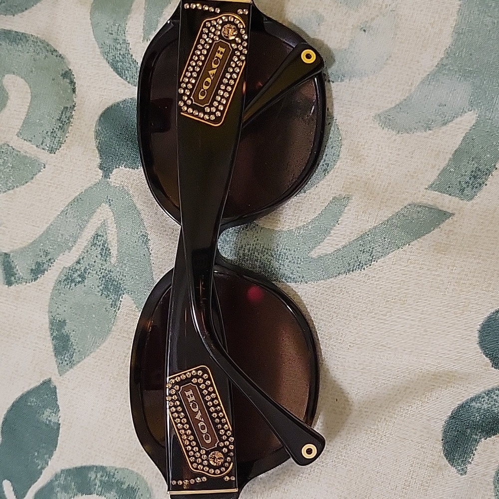 Coach  sunshades with yellow diamonds